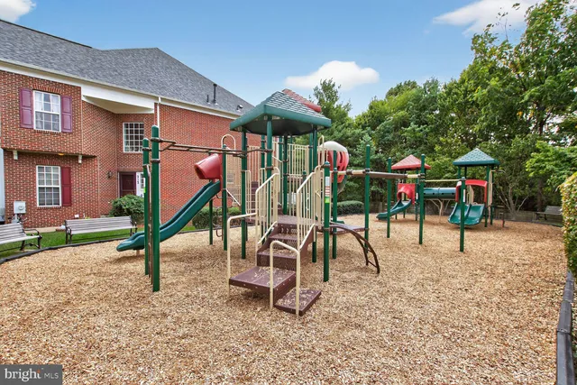 $3,100 | 23 Swanton Lane, Unit 100, Gaithersburg, MD 20878