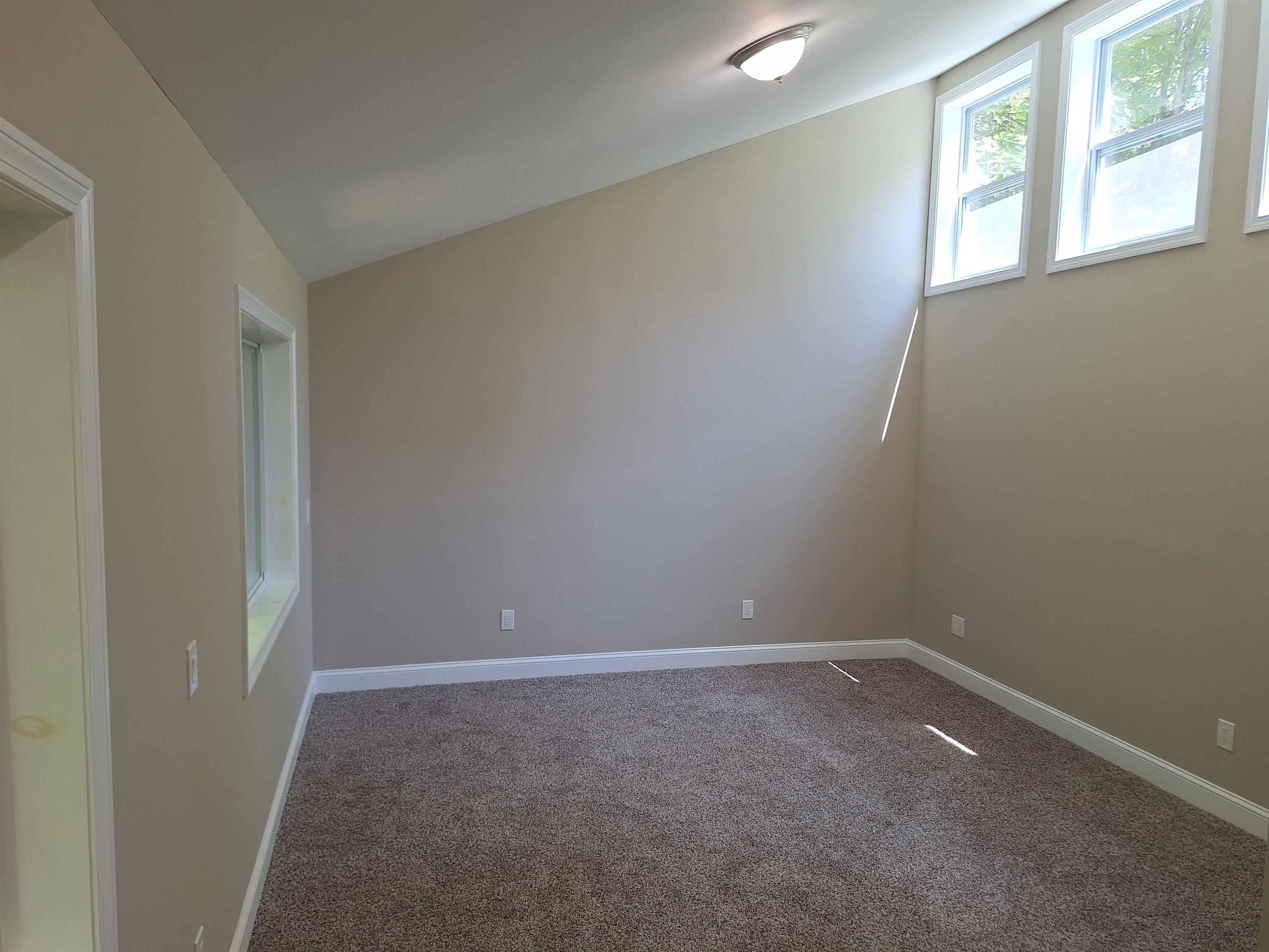 948 Wheelock Road Hartford, VT 05059 - Photo 21 of 25 Gallery Image 21