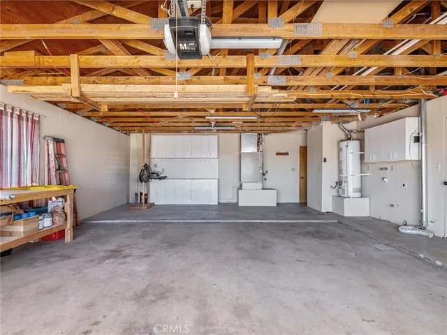 $775,000 | 10660 Ranchero Road, Oak Hills, CA 92344