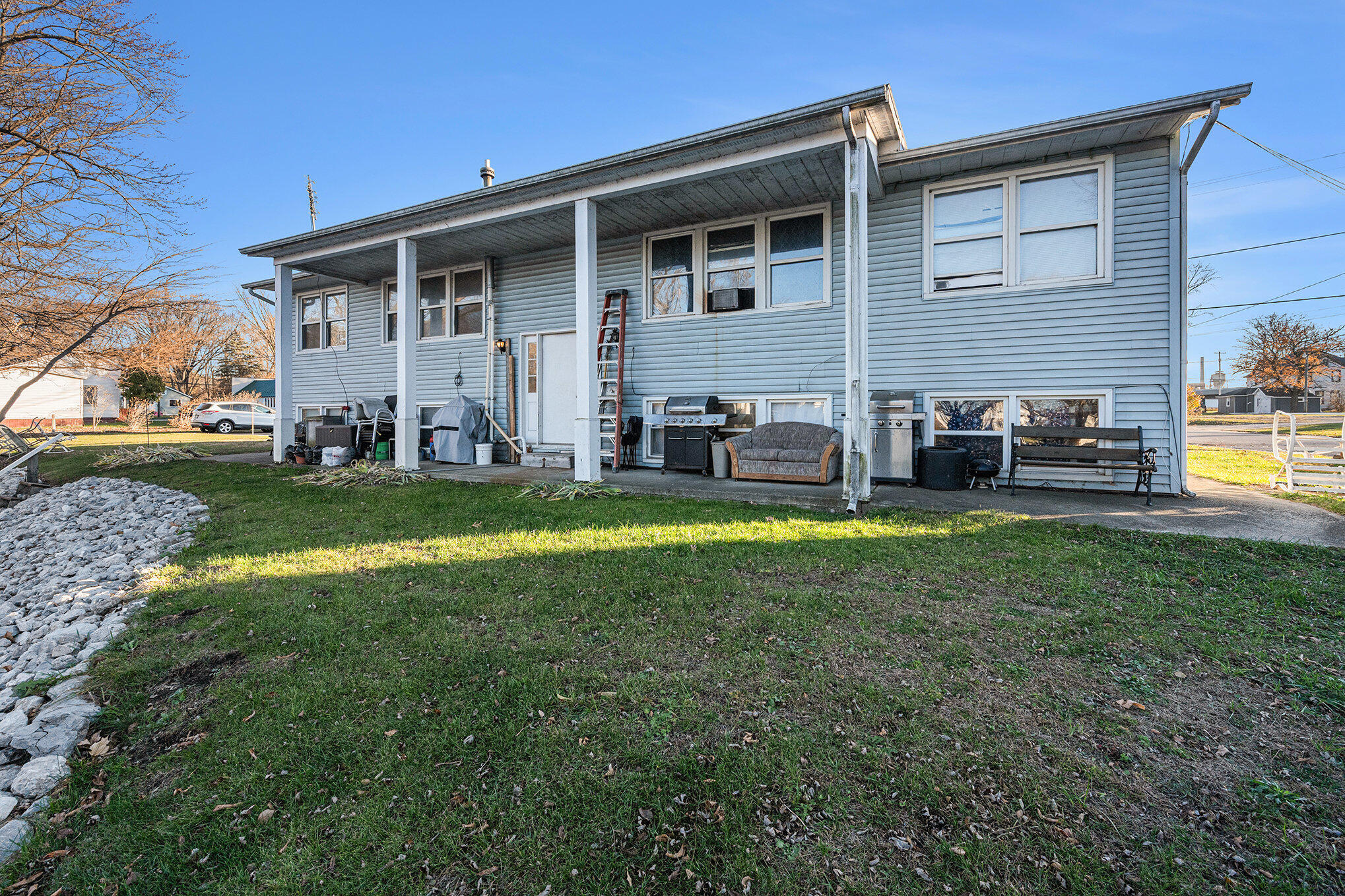 500 River Street Three Rivers, MI 49093 - Photo 5 of 17 012_file_945