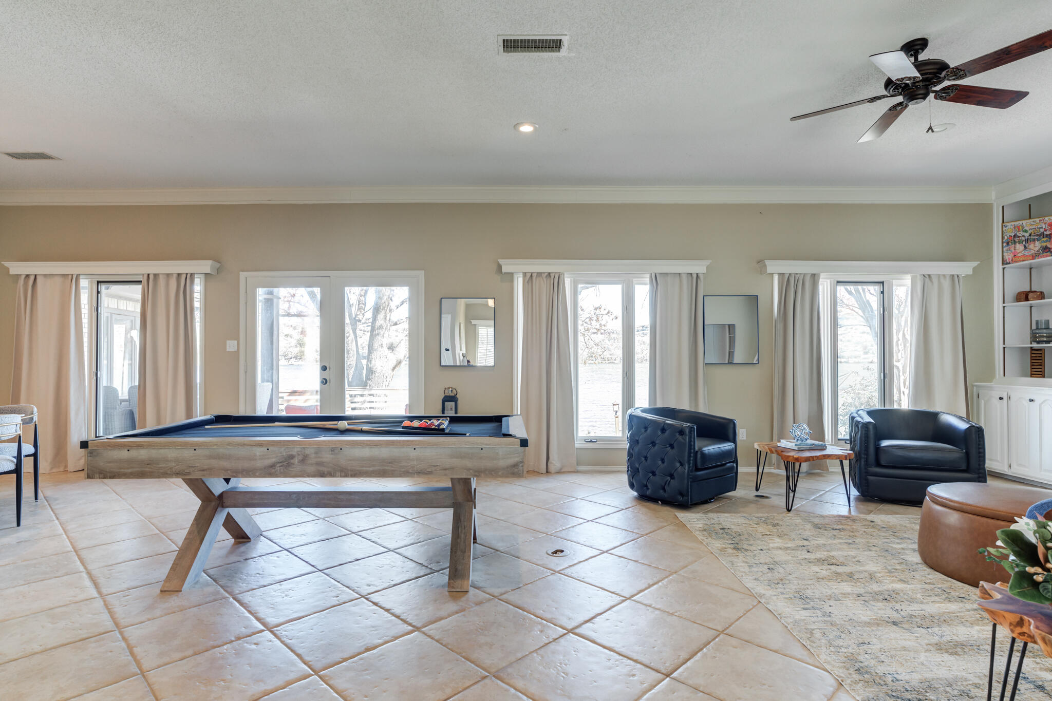 16 South Lake Shore Drive Ransom Canyon, TX 79366 - Photo 14 of 64 a living room with furniture and wooden floor