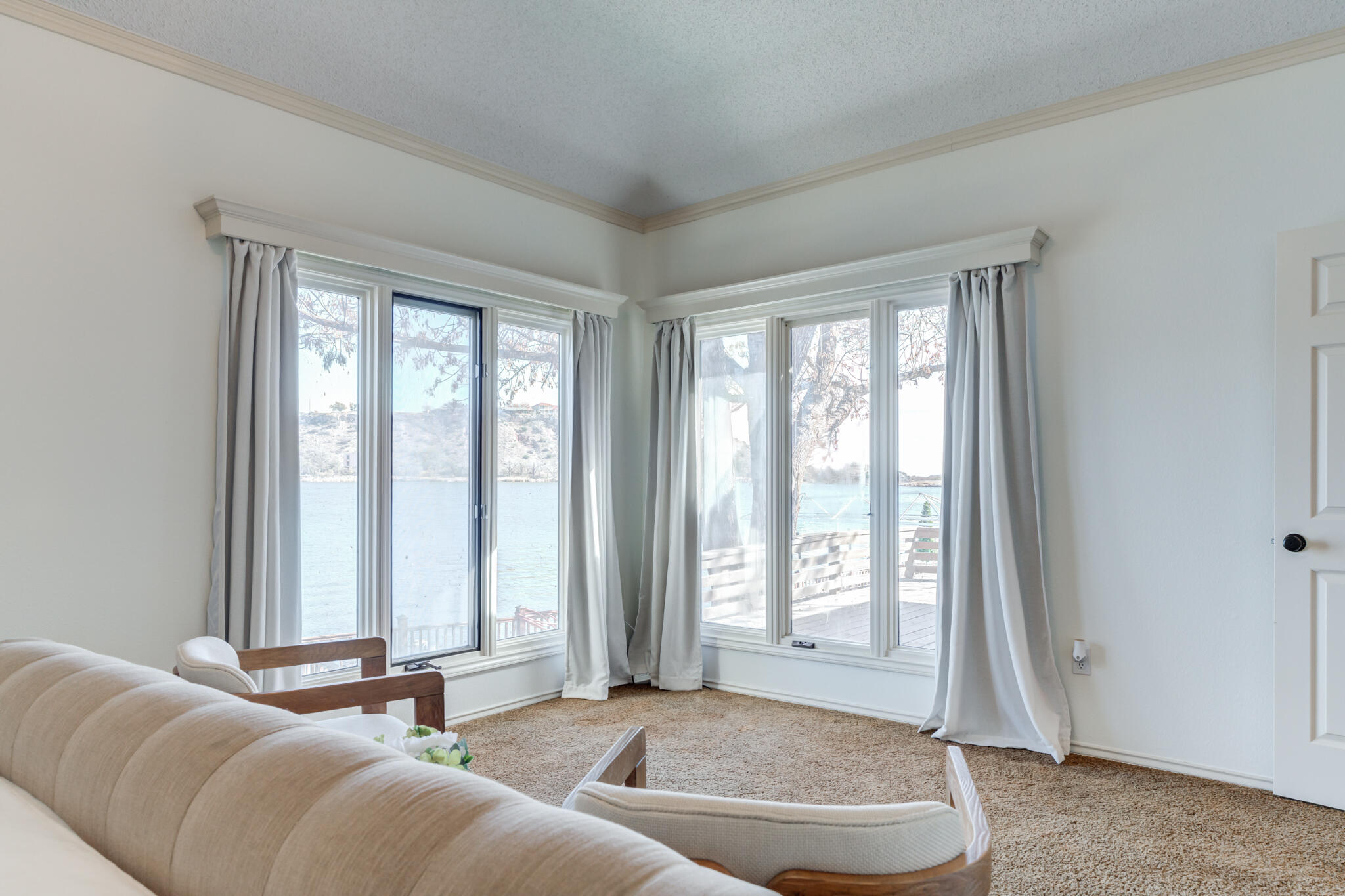 16 South Lake Shore Drive Ransom Canyon, TX 79366 - Photo 37 of 64 a living room with furniture and a large window