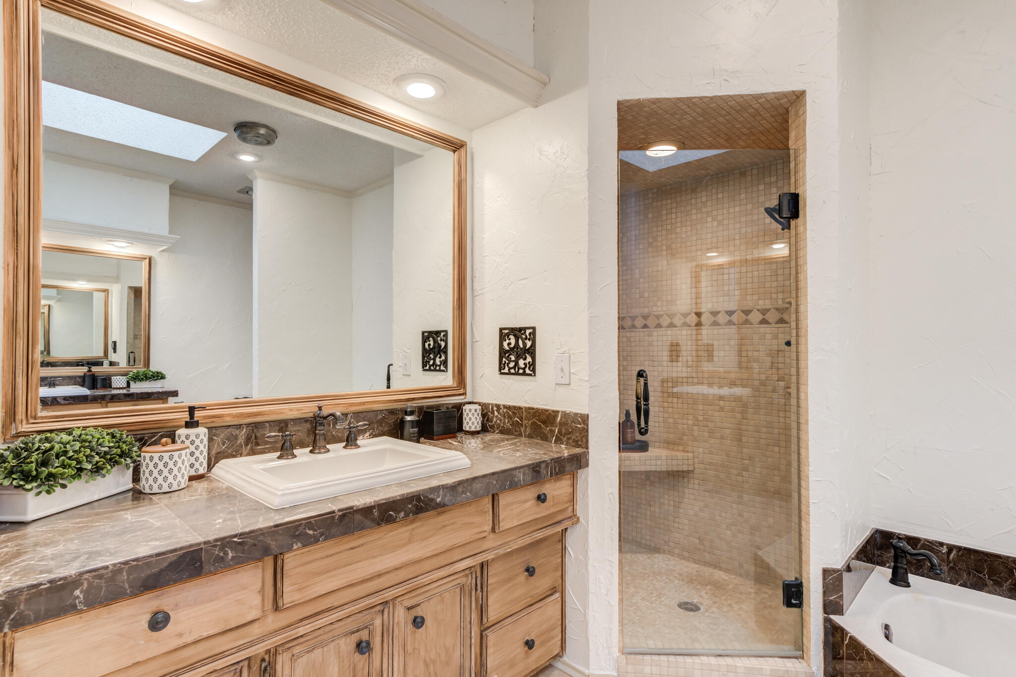 16 South Lake Shore Drive Ransom Canyon, TX 79366 - Photo 39 of 64 16-S-Lakeshore-RansomCanyon-TX_40-Primar