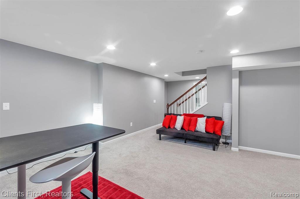49535 Potomac Road Canton, MI 48188 - Photo 32 of 46