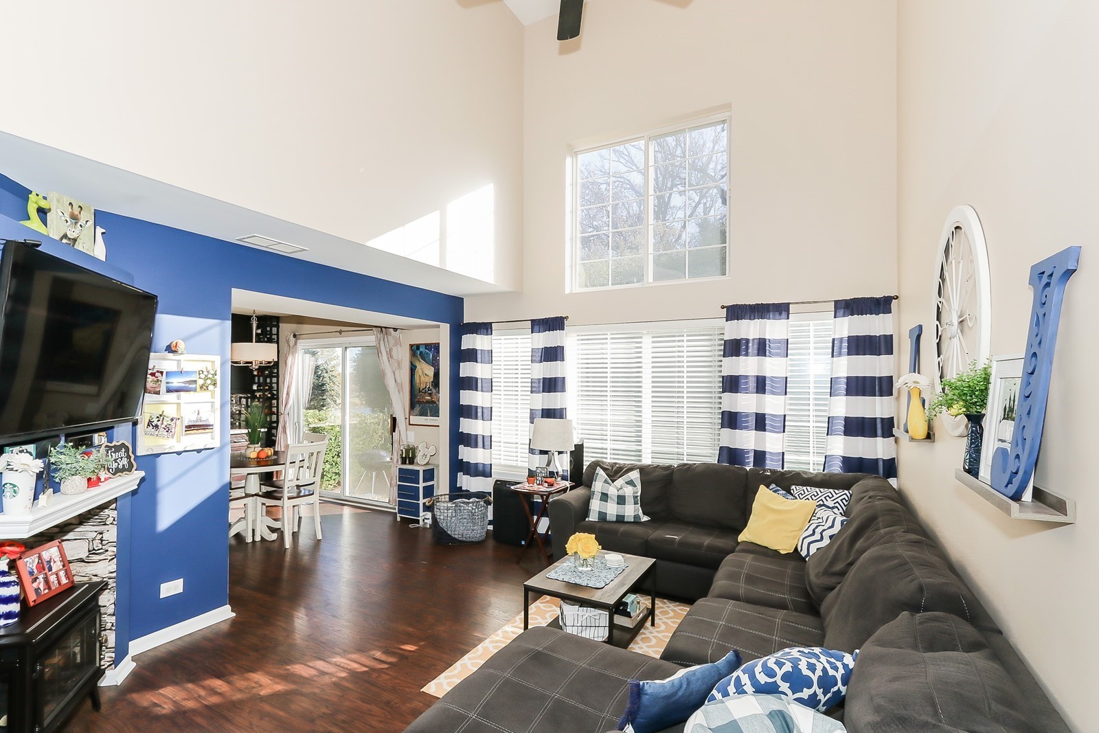 1287 Spaulding Road Bartlett, IL 60103 - Photo 3 of 21