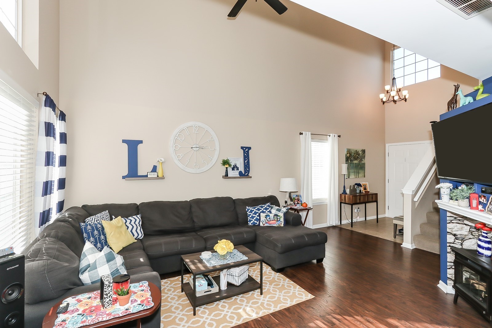 1287 Spaulding Road Bartlett, IL 60103 - Photo 4 of 21