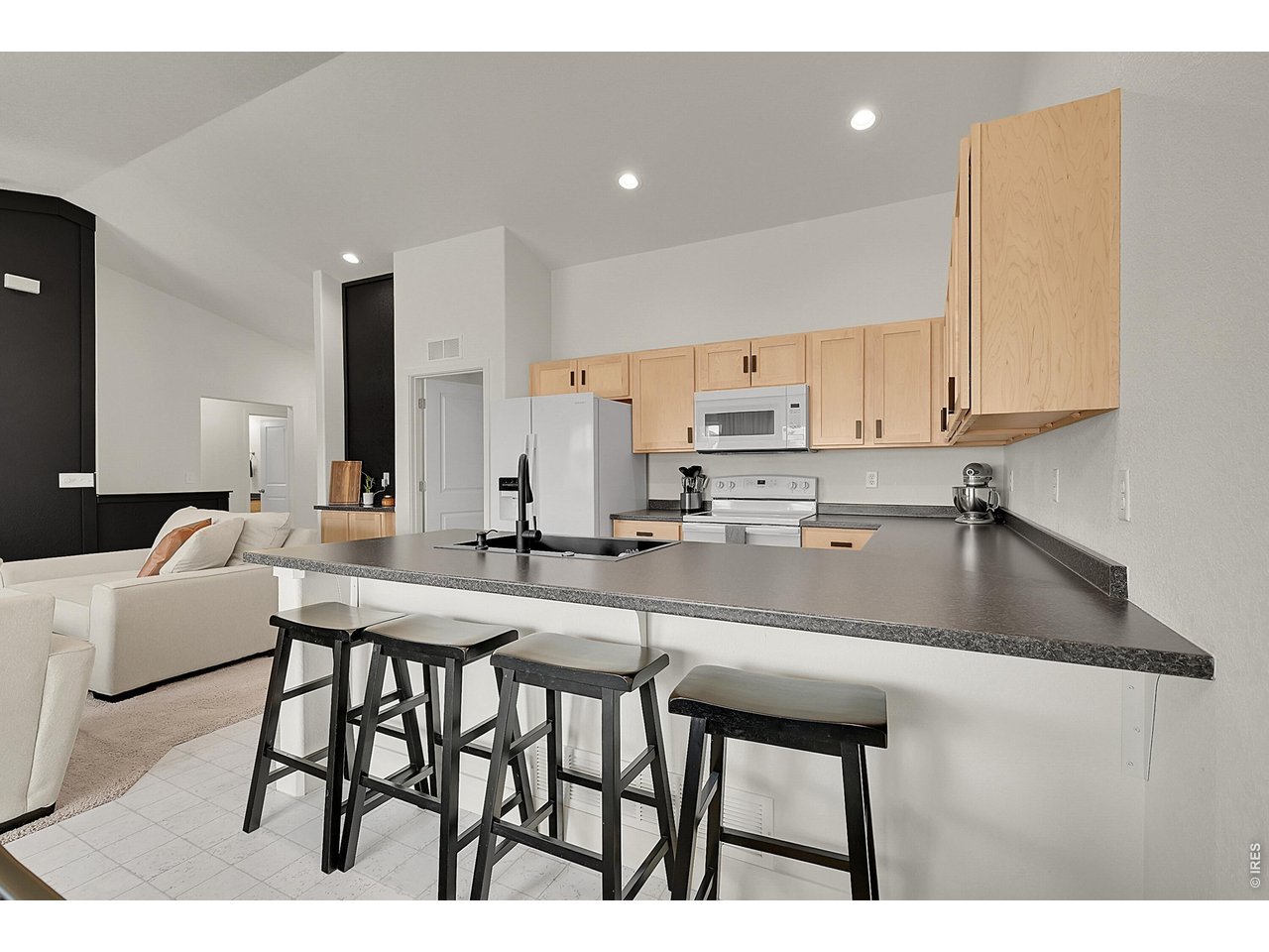 432 Halcyon Way Windsor, CO 80550 - Photo 12 of 40 Tall Ceilings