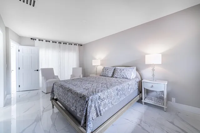 $8,000 | 3474 South Ocean Boulevard, Unit 2, Palm Beach, FL 33480