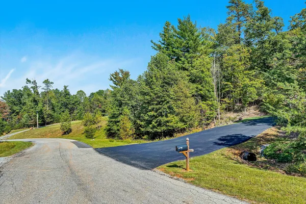 $773,000 | 6540 Hidden Falls, Salem, VA 24153