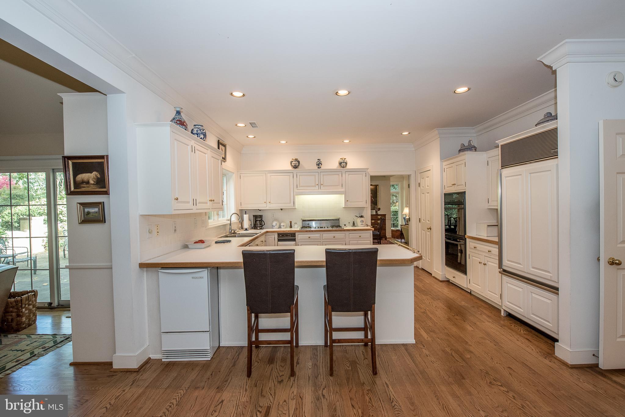 1229 Denbigh Lane Wayne, PA 19087 - Photo 18 of 64 Kitchen