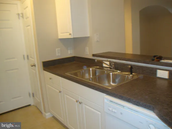 a close view of sink and tap