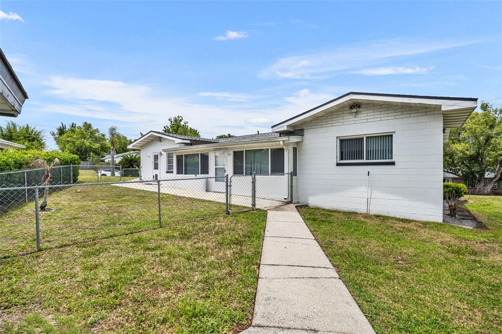 29 Jasmine Drive DeBary, FL 32713 - Photo 34 of 52