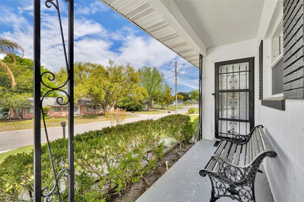 29 Jasmine Drive DeBary, FL 32713 - Photo 4 of 52