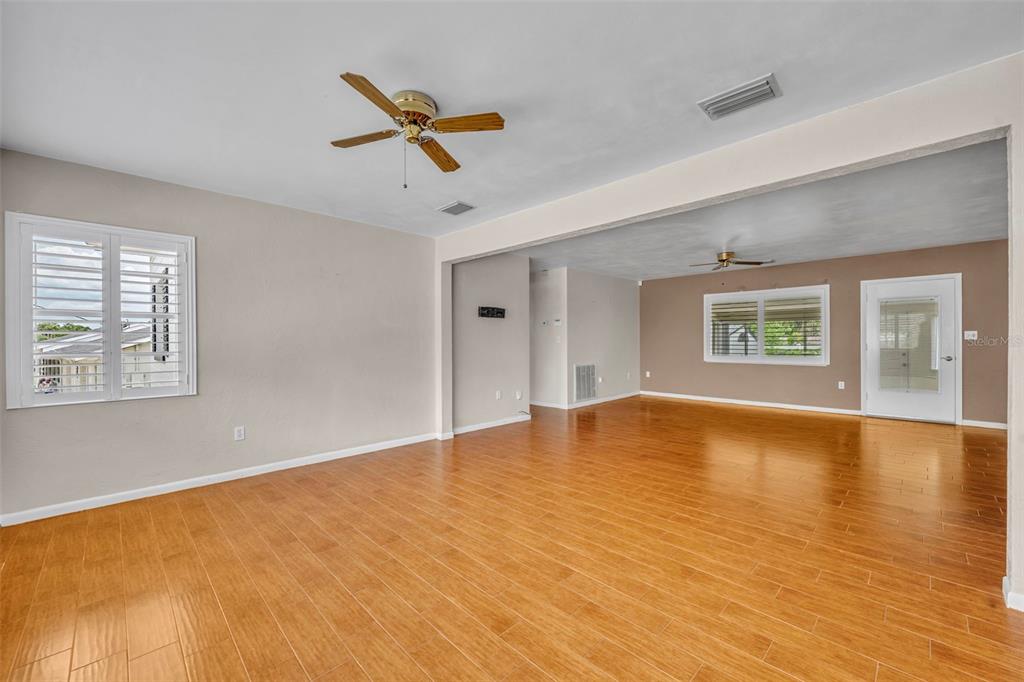 29 Jasmine Drive DeBary, FL 32713 - Photo 5 of 52