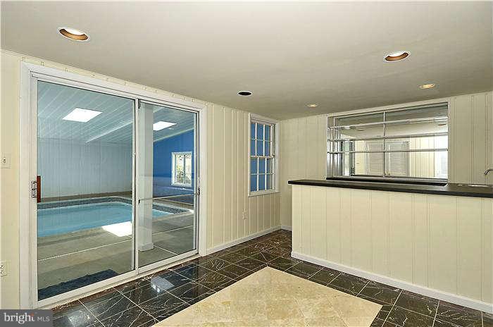 13739 Lockdale Road Silver Spring, MD 20906 - Photo 14 of 24 Interior (General)
