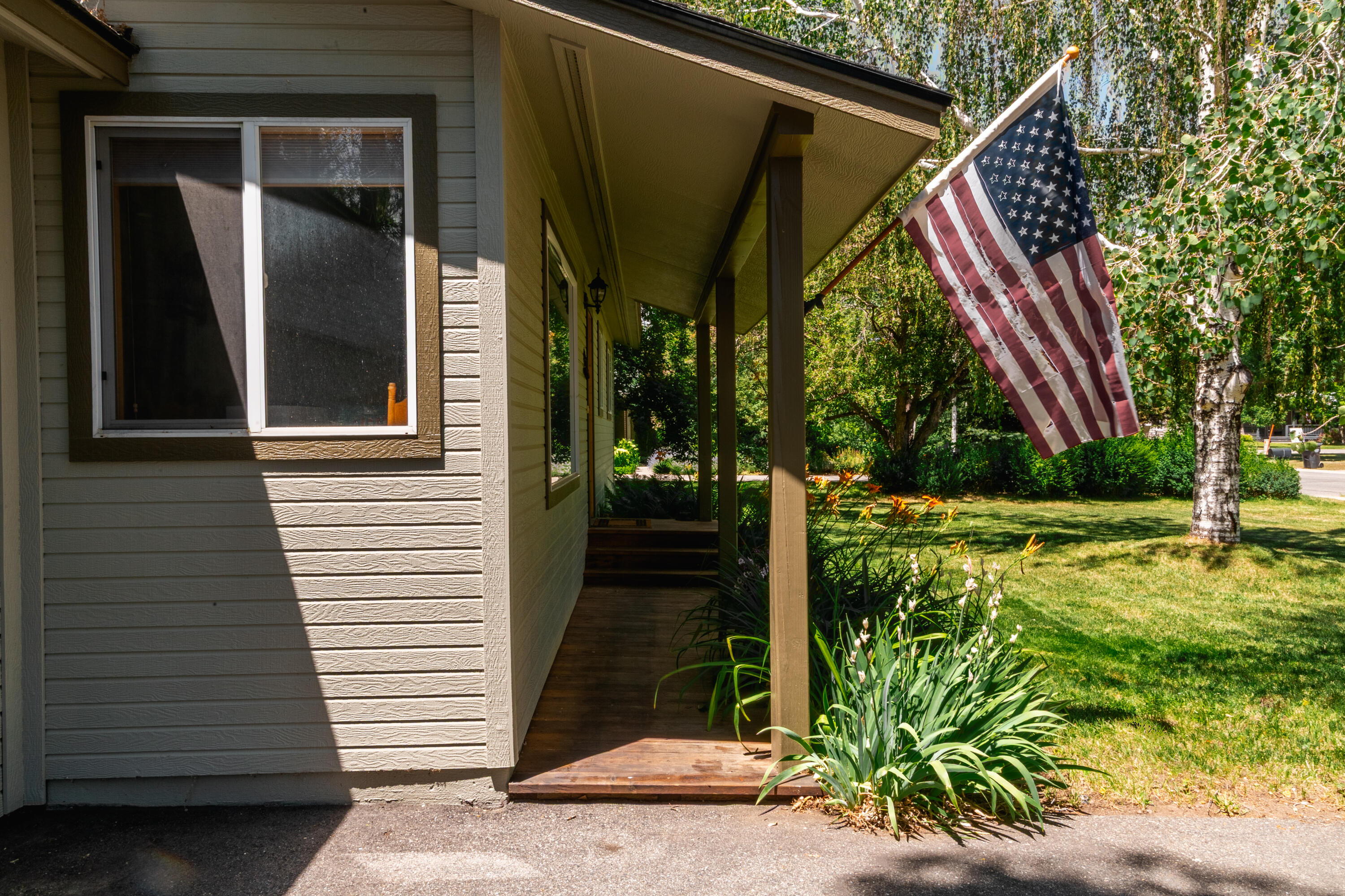609 4th Avenue South Hailey, ID 83333 - Photo 24 of 28 Entry