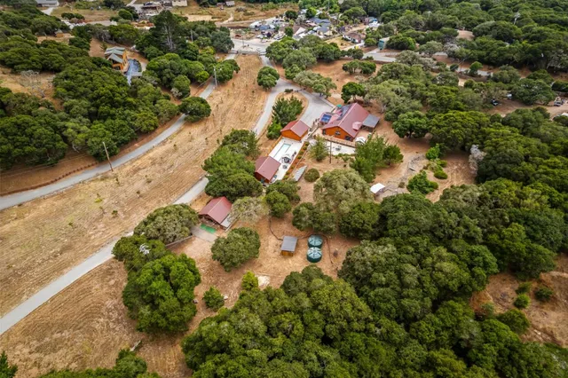 $1,750,000 | 8697 Dyer Road, Salinas, CA 93907