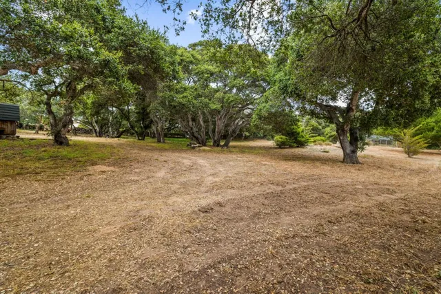 $1,750,000 | 8697 Dyer Road, Salinas, CA 93907