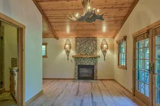 $1,750,000 | 8697 Dyer Road, Salinas, CA 93907