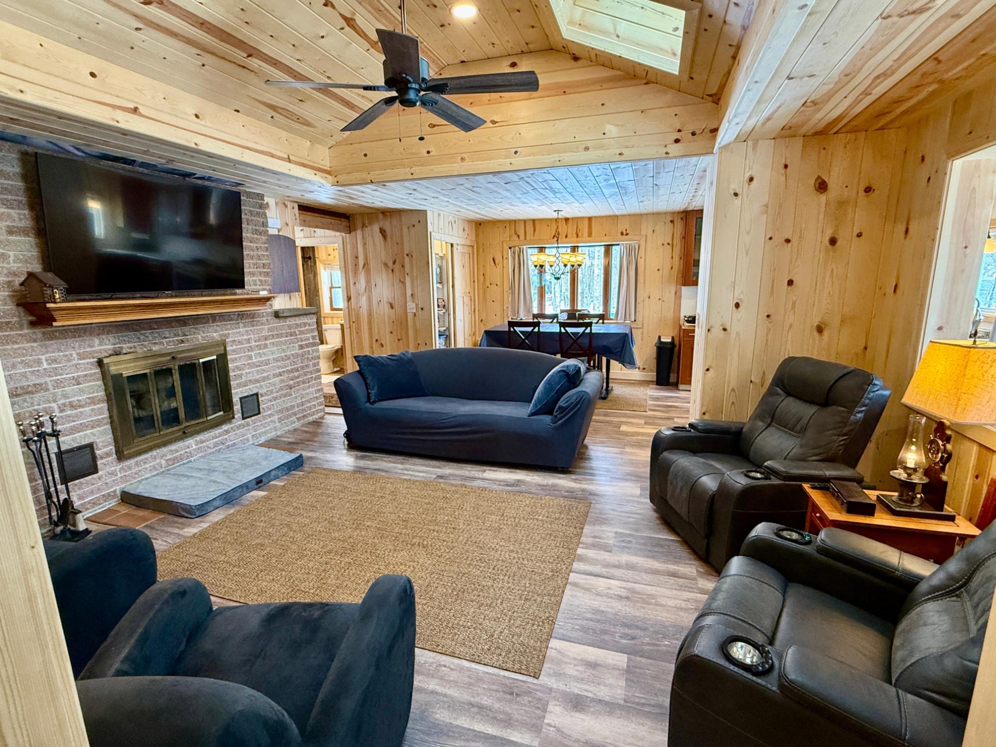 2066 River Road Tomahawk, WI 54487 - Photo 4 of 34 Gallery Image 4