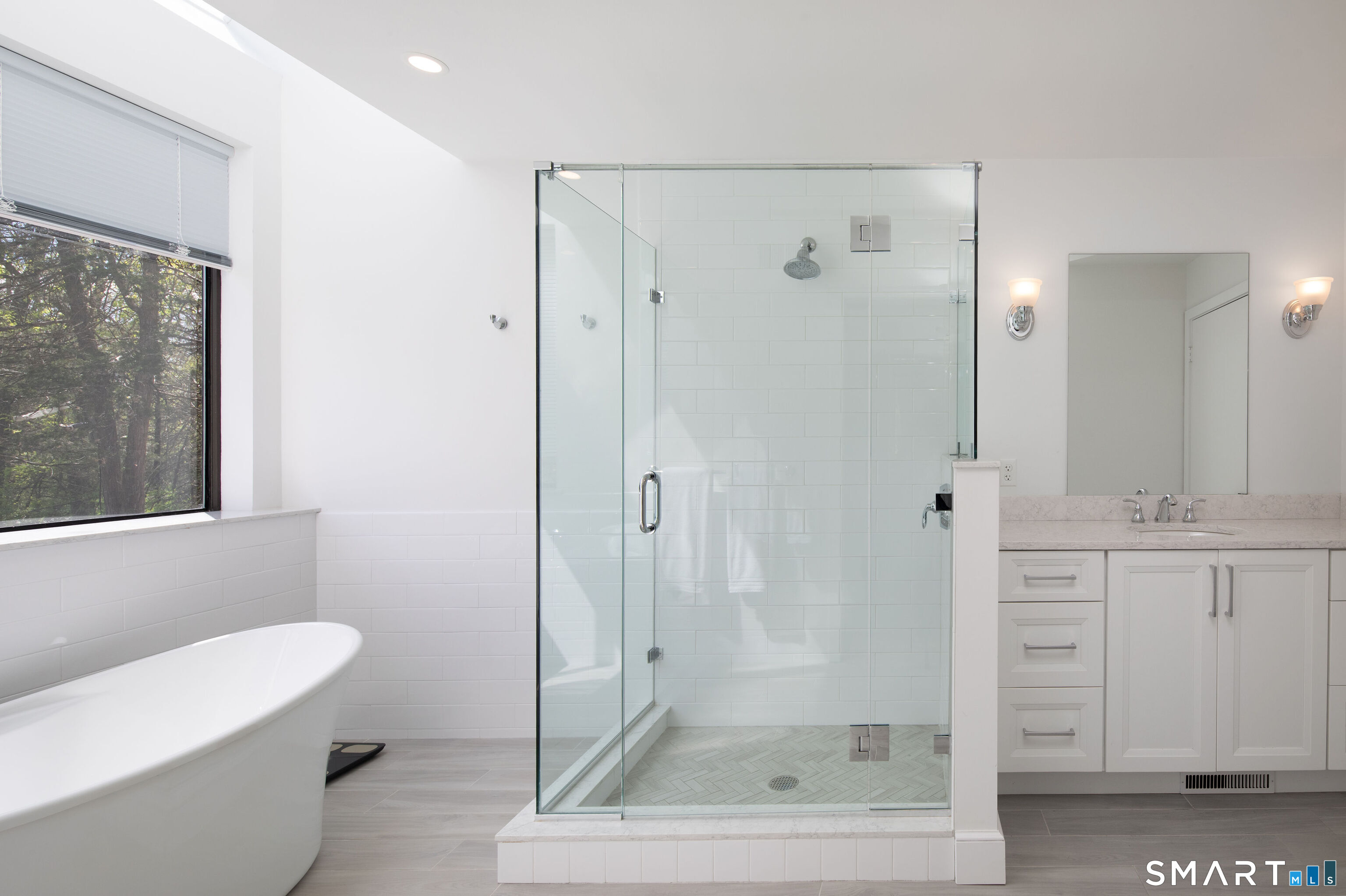 290 Indian Mountain Road Salisbury, CT 06039 - Photo 10 of 16 a bathroom with a shower a toilet and a sink