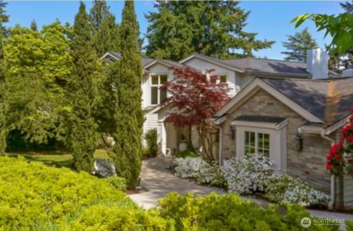 6543 Northeast Windermere Road Seattle, WA 98105 - Photo 2 of 4