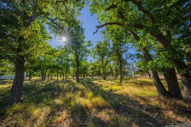 $1,195,000 | 28 Ruger Road, Fredericksburg, TX 78624