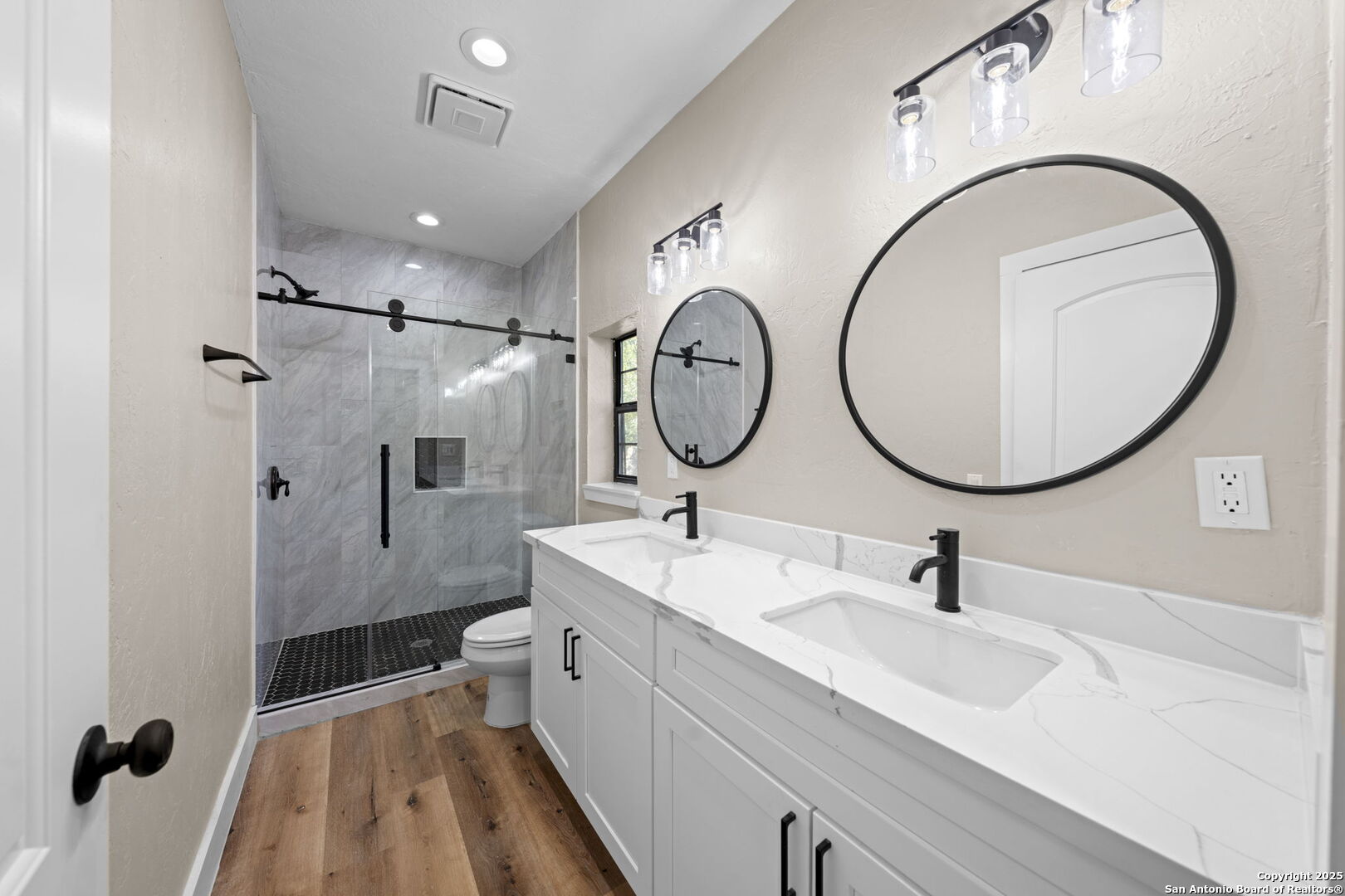 28 Ruger Road Fredericksburg, TX 78624 - Photo 24 of 46 a bathroom with a sink and a mirror