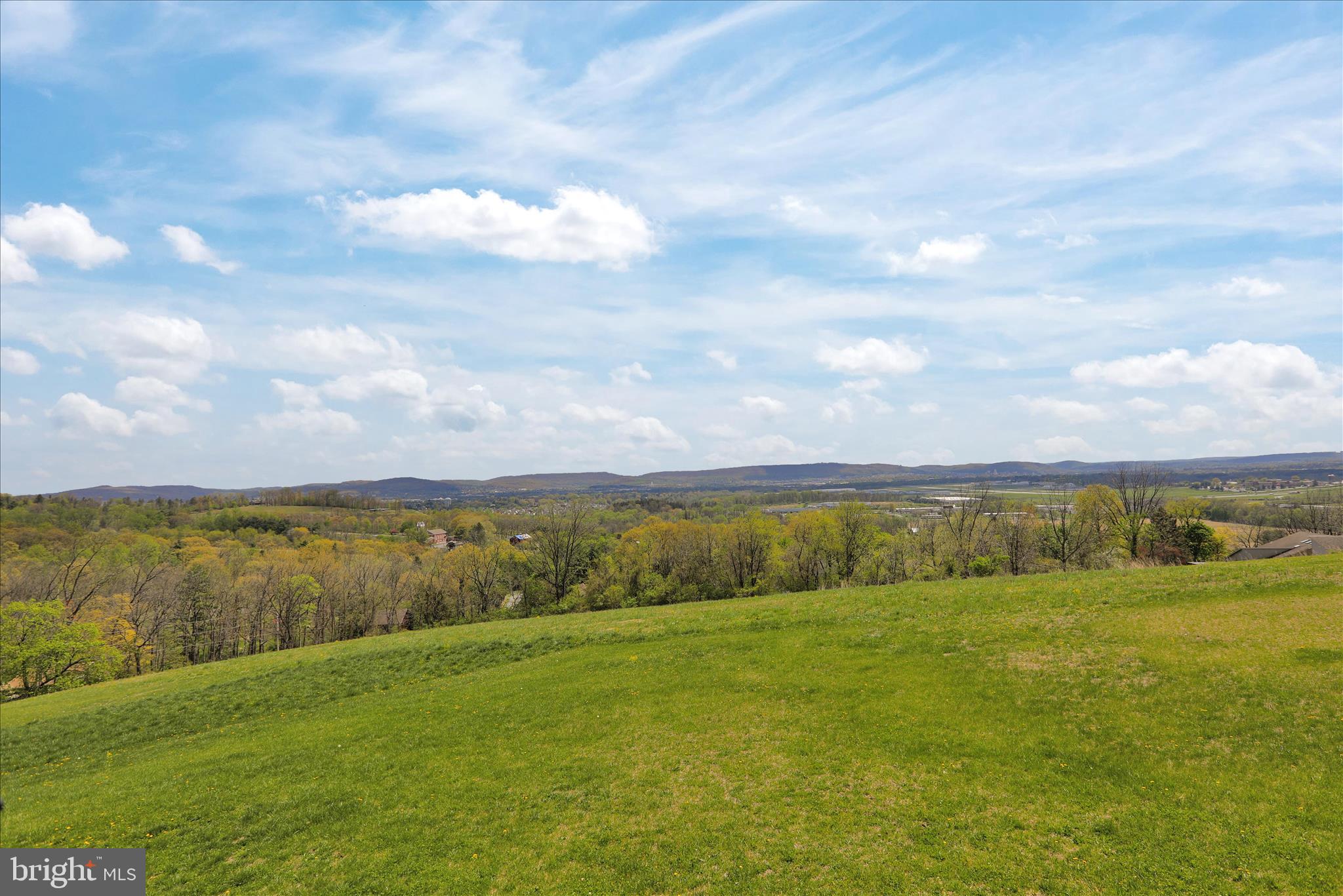 1064 Rick Road Leesport, PA 19533 - Photo 38 of 53 360_7808