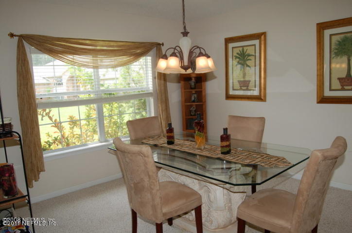 660 Spanish Wells Road Jacksonville, FL 32218 - Photo 4 of 16 Dining room
