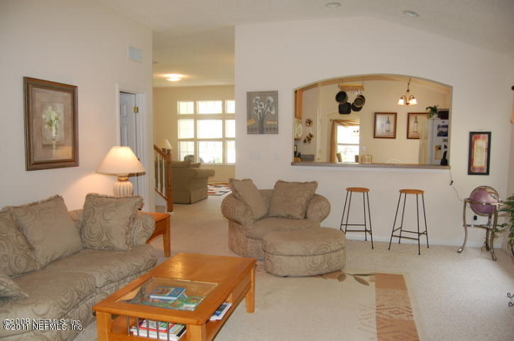 660 Spanish Wells Road Jacksonville, FL 32218 - Photo 5 of 16 Family room