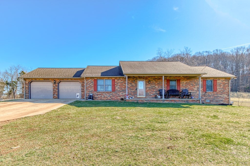 1604 Rickey Road Max Meadows, VA 24360 - Photo 6 of 73 Gallery Image 6