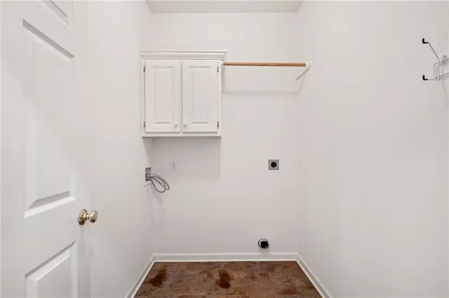 $525,000 | 8031 West 122nd Terrace, Overland Park, KS 66213