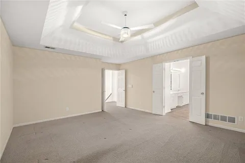 $525,000 | 8031 West 122nd Terrace, Overland Park, KS 66213