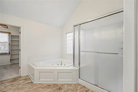 $525,000 | 8031 West 122nd Terrace, Overland Park, KS 66213