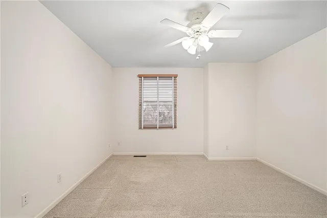 $525,000 | 8031 West 122nd Terrace, Overland Park, KS 66213