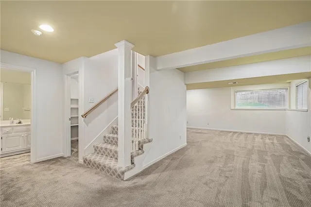 $525,000 | 8031 West 122nd Terrace, Overland Park, KS 66213