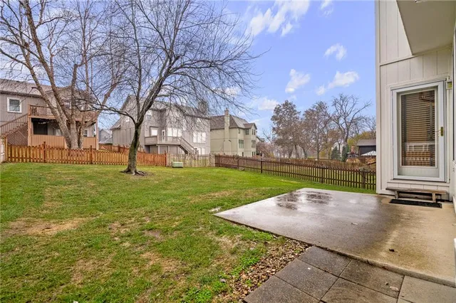 $525,000 | 8031 West 122nd Terrace, Overland Park, KS 66213