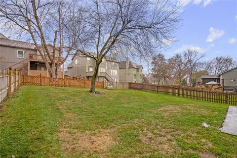 $525,000 | 8031 West 122nd Terrace, Overland Park, KS 66213