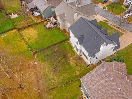 $525,000 | 8031 West 122nd Terrace, Overland Park, KS 66213