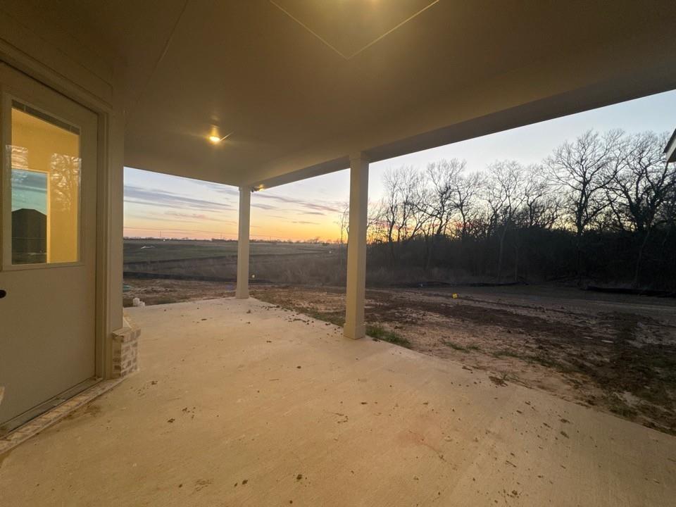 9007 County Road 623 Blue Ridge, TX 75424 - Photo 10 of 13 a view of an empty room with a floor to ceiling window