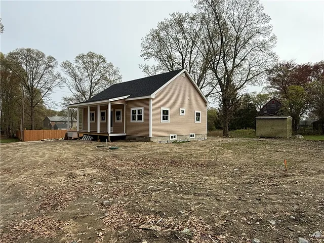 $575,000 | 125 Homestead Avenue, Portsmouth, RI 02872