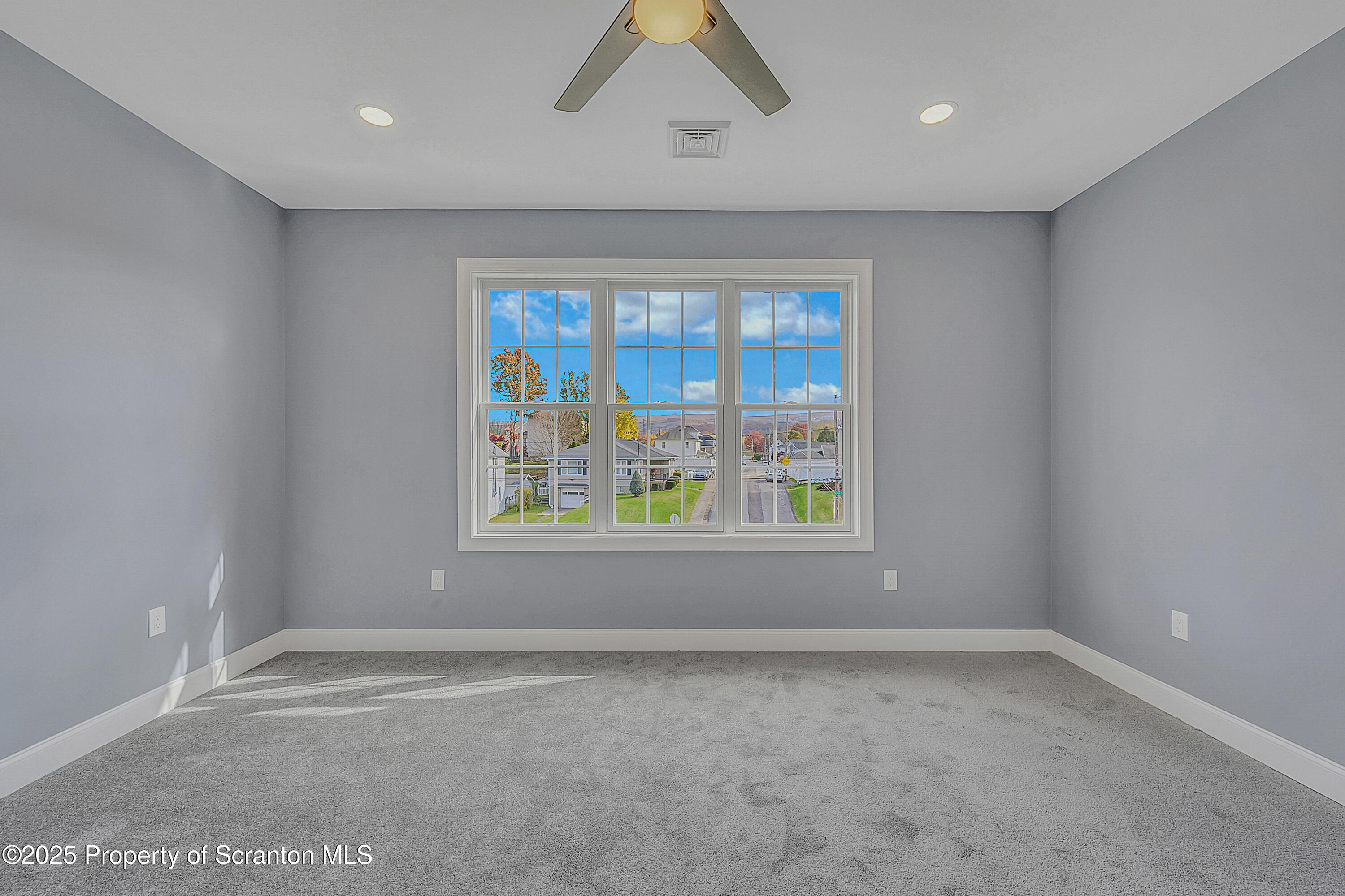 11 Riverview Drive Jessup, PA 18434 - Photo 41 of 58 an empty room with a window