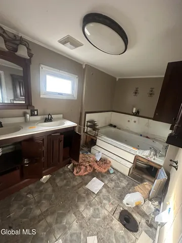 $139,000 | 334 Main Street, Corinth, NY 12822