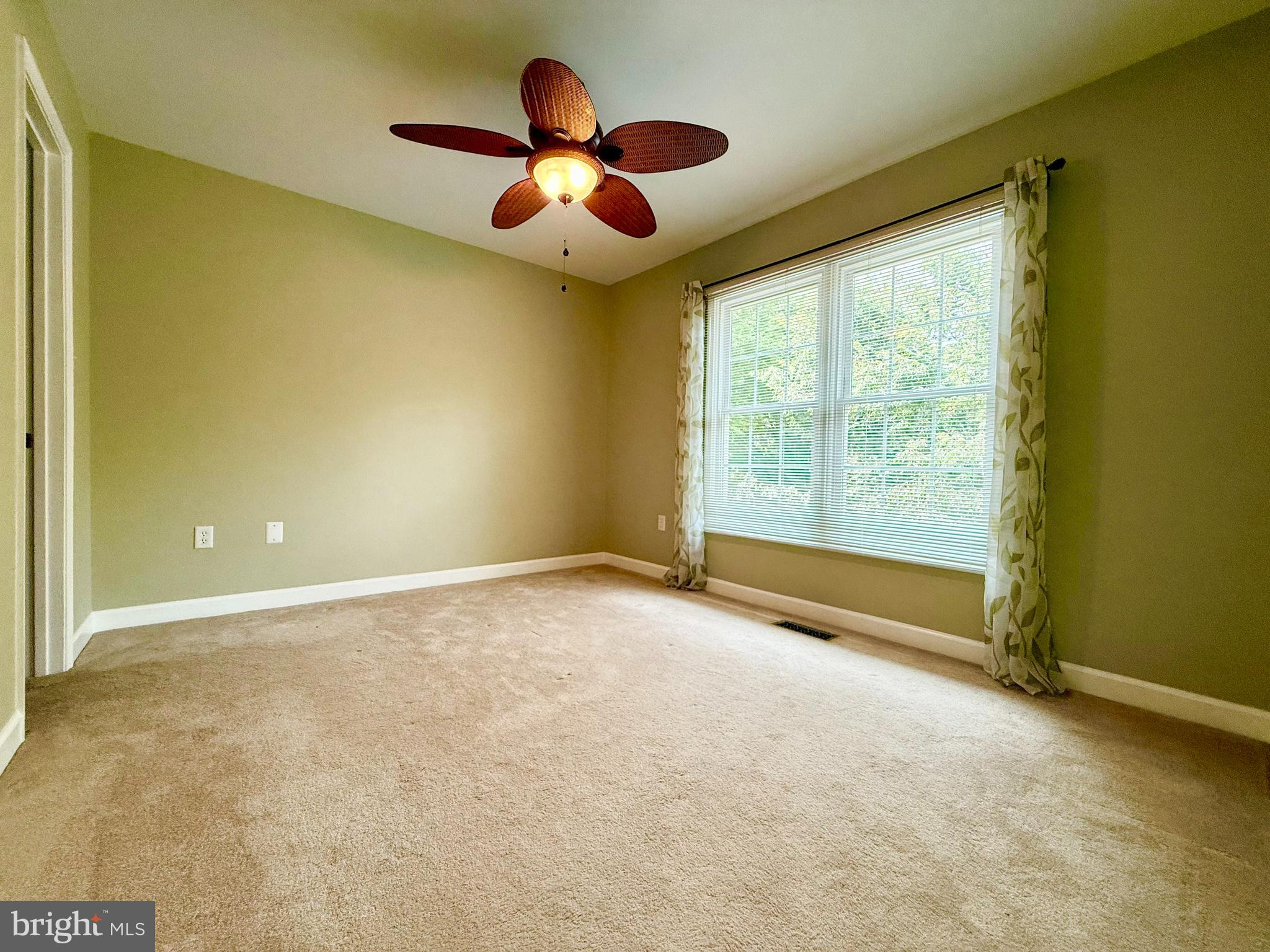 2462 Five Shillings Road Frederick, MD 21701 - Photo 22 of 55 Bedroom
