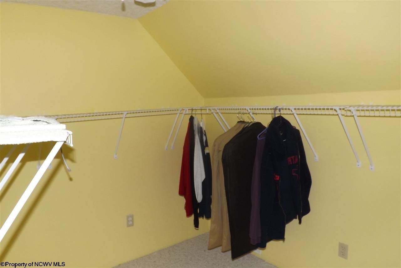 27 Skyview Drive Reedsville, WV 26547 - Photo 12 of 13 Gallery Image 12