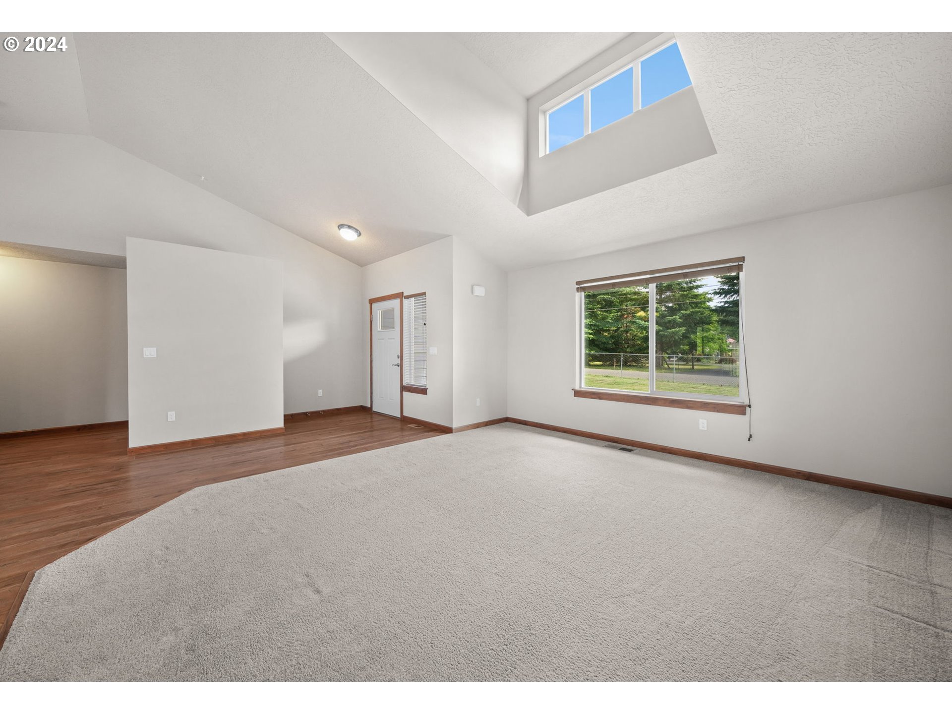 86002 Edenvale Road Pleasant Hill, OR 97455 - Photo 10 of 48 a view of an empty room with a window