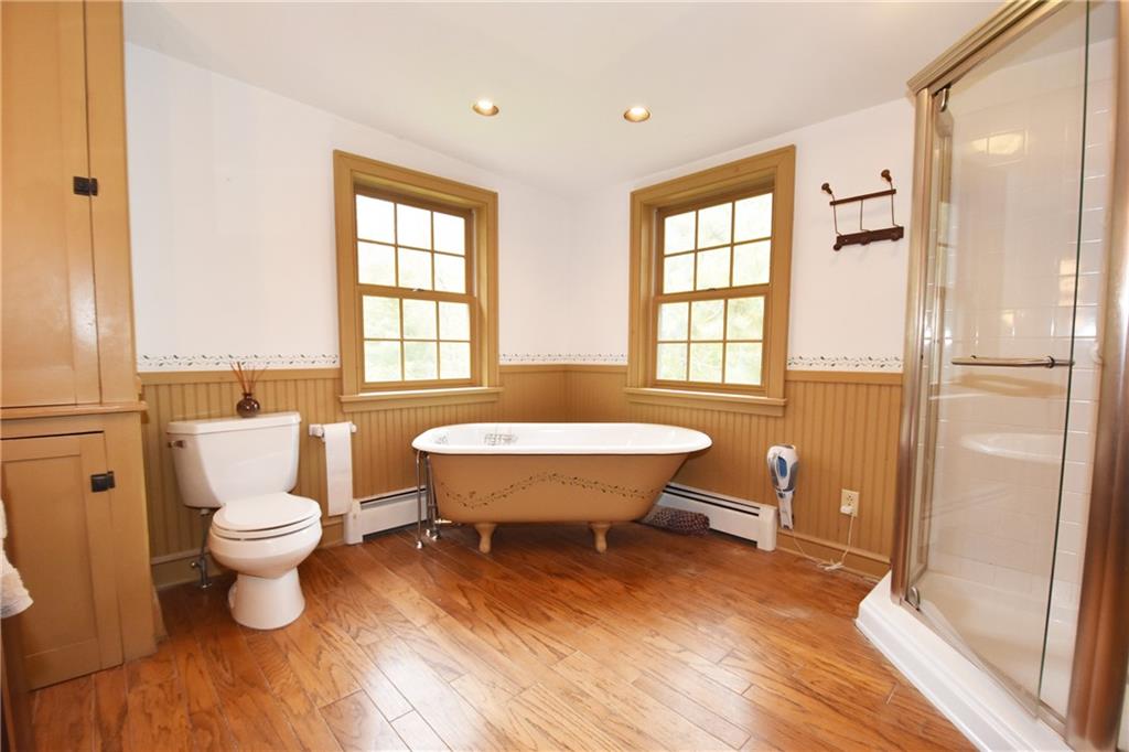 465 Bavington Road Burgettstown, PA 15021 - Photo 12 of 25 a bathroom with a toilet sink and a bathtub