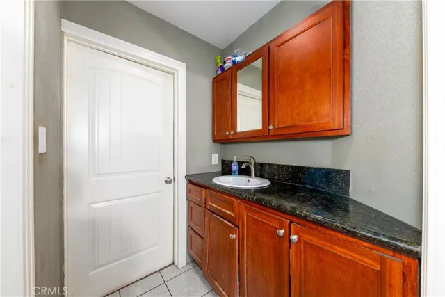 a close view of sink and mirror