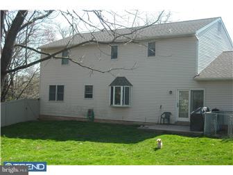 1332 Deer Run Road Hatfield, PA 19440 - Photo 7 of 12 Exterior Back